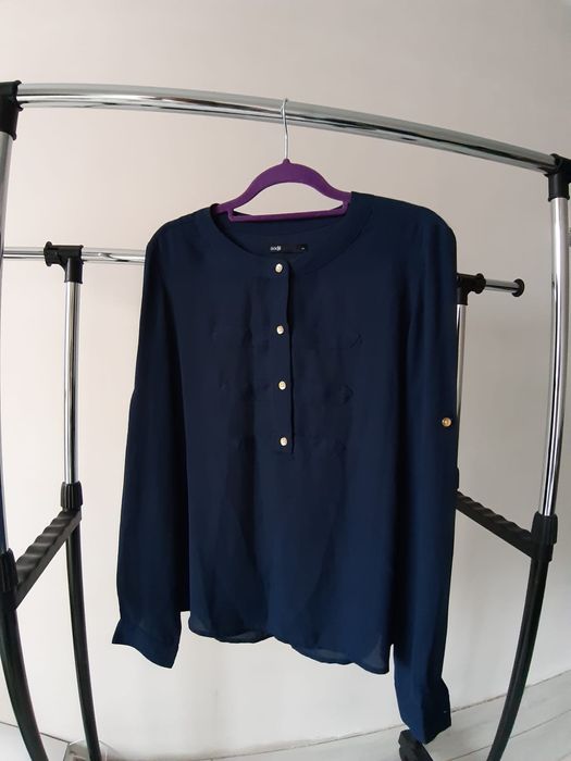 Продам  разные рубашки блузки