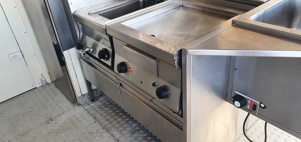 Vand Container FAST-FOOD 5×2.40 m + Extensie 1 m – FULL ECHIPAT