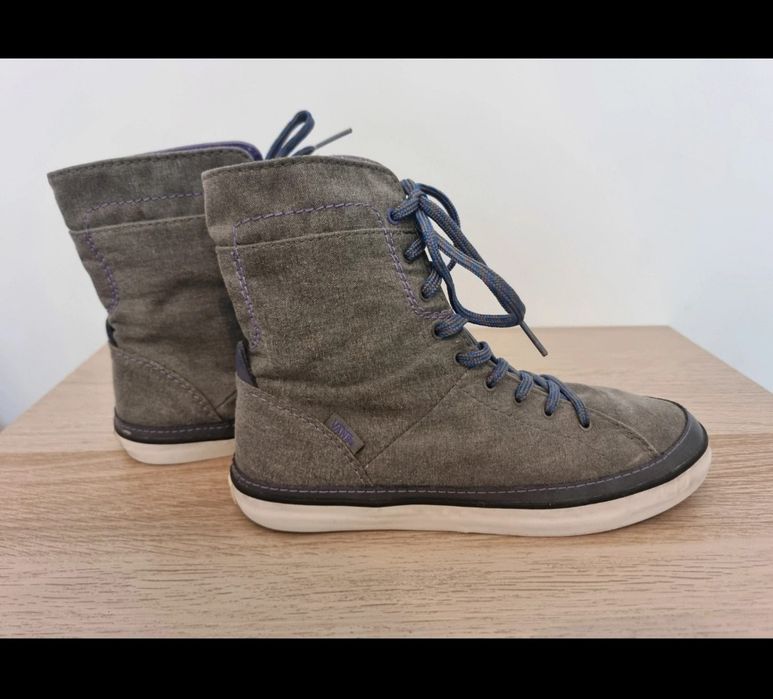 High lace-up Vans