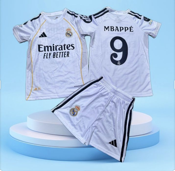 Echipamente fotbal copii doar masura 164 si 176 cm