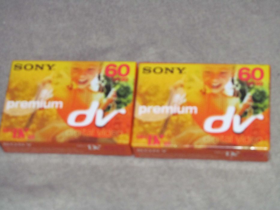 casete video sigilate 8 , hi8 , miniDV si VHSC
