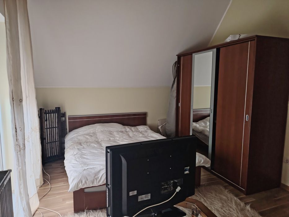 Vând vila P+M Platou Gavana