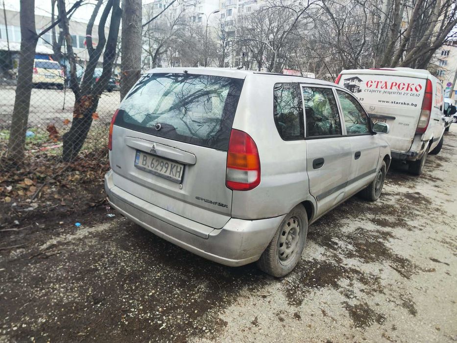 Мицубиши Спейс Стар