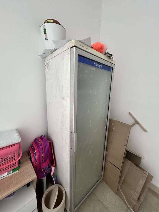 Холодильник, для магазинов/ офиса