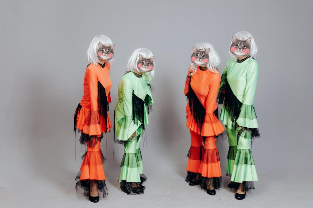 Прокат танцевальных костюмов