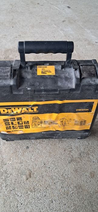 Fierăstrău pendular DeWALT DW343K + valiză originală