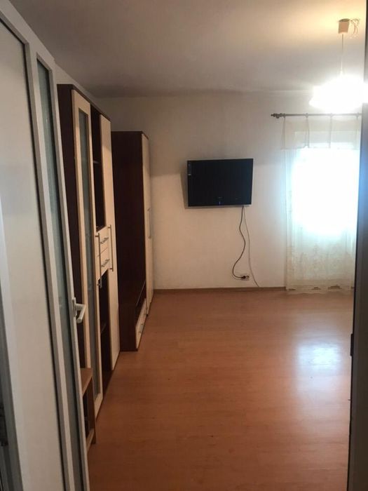 Garsonieră decomandată de vânzare – 42 mp – Tudor Vladimirescu