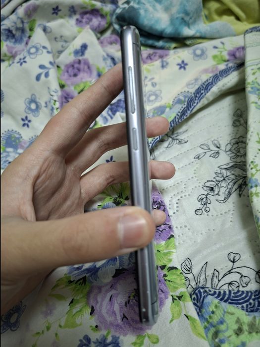 Продаю redmi MCG3B на запчасти