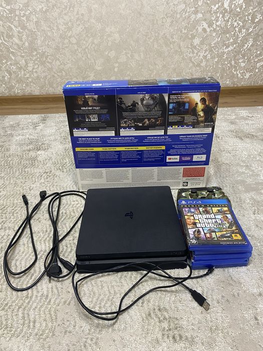 Продам PS4 Slim 1ТБ