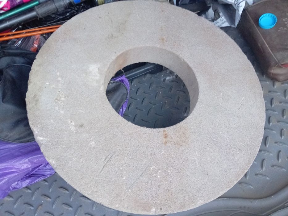 Продам точильный камень