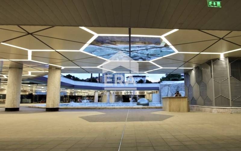 Дава се под наем Магазин в София, Център - 74 кв.м за 1990 € - Снимка #5