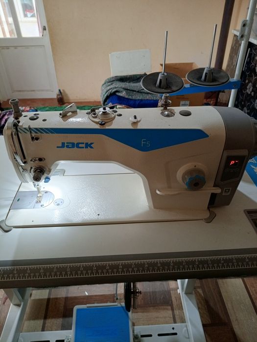 Toʻgʻri tikish toʻrt yarim milyon averlo besh milyon