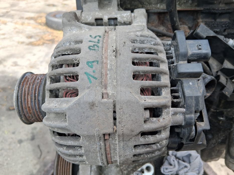 Alternator 1.9 tdi seat leon 1p1 altea 5p vw golf 5 skoda octavia 2 audi a3 06f903023F