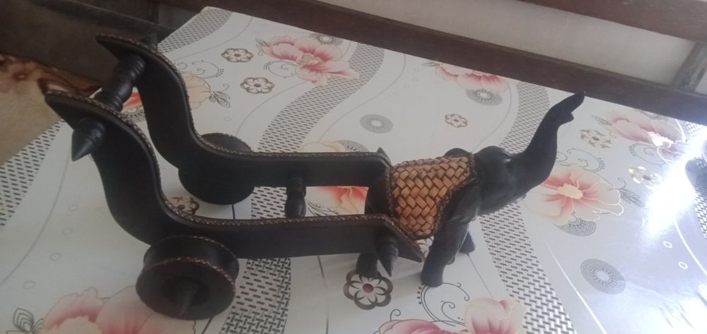 Подставка из дерево