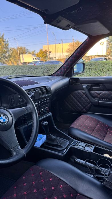 BMW E34 
Продам BMW E34