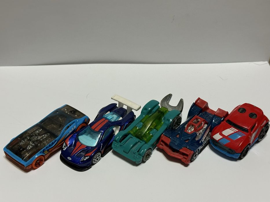 оригинальные машинки Hot Wheels