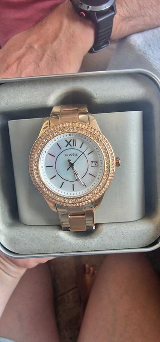Ceas Fossil damă – auriu rose, cristale, NOU, cu garanție