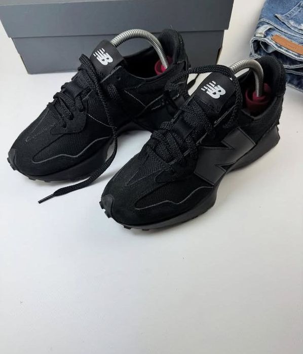 Женская кроссовка New Balance