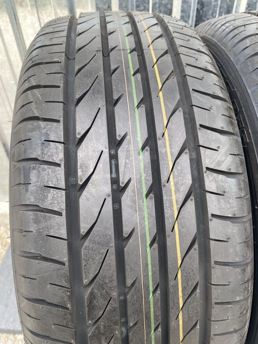 215/50/17 Toyo Летни