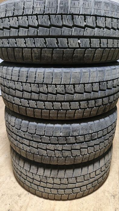 Зимние шины в хорошем состоянии .