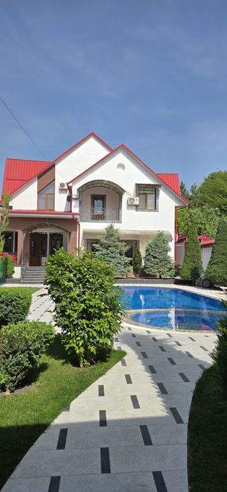 Продаётся своя дача в чарваке ходжикент