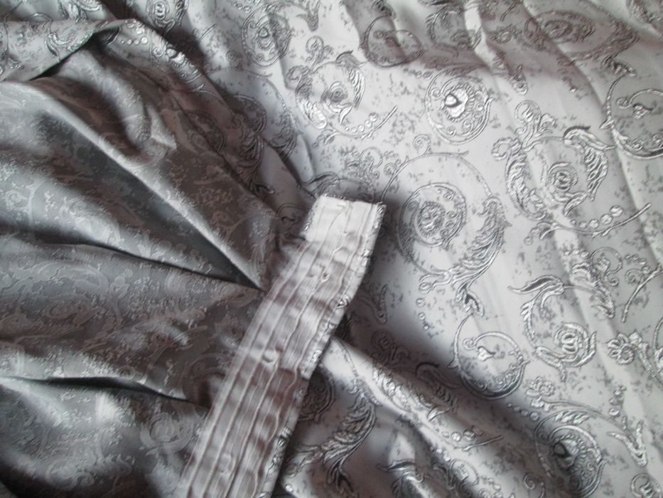 2 draperii gri superbe