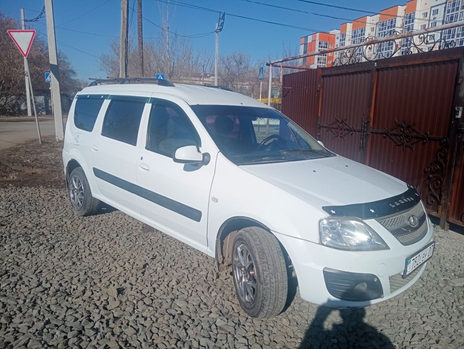Продам  авто ларгус