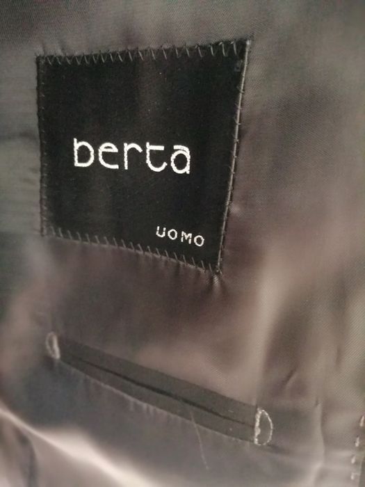 Продам мужской костюм