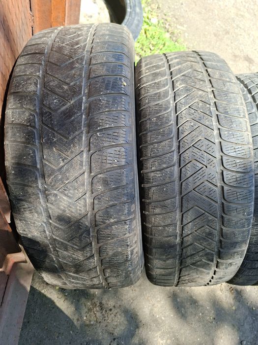 Продам шины. 235/65/17 пирелли
