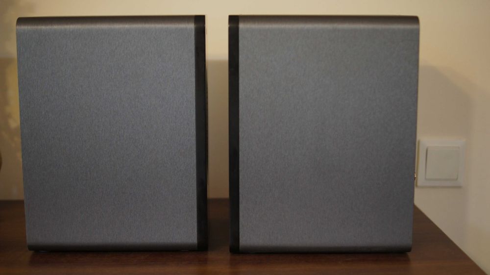 Boxe bookshelf Kef X300A driver UNI Q 5,25" foste active,transformate in boxe pasive.