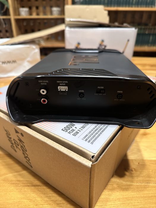 Vand amplificator JBL  CONCERT A652