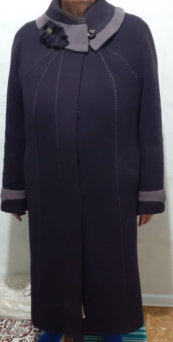 Продам демисезонное пальто