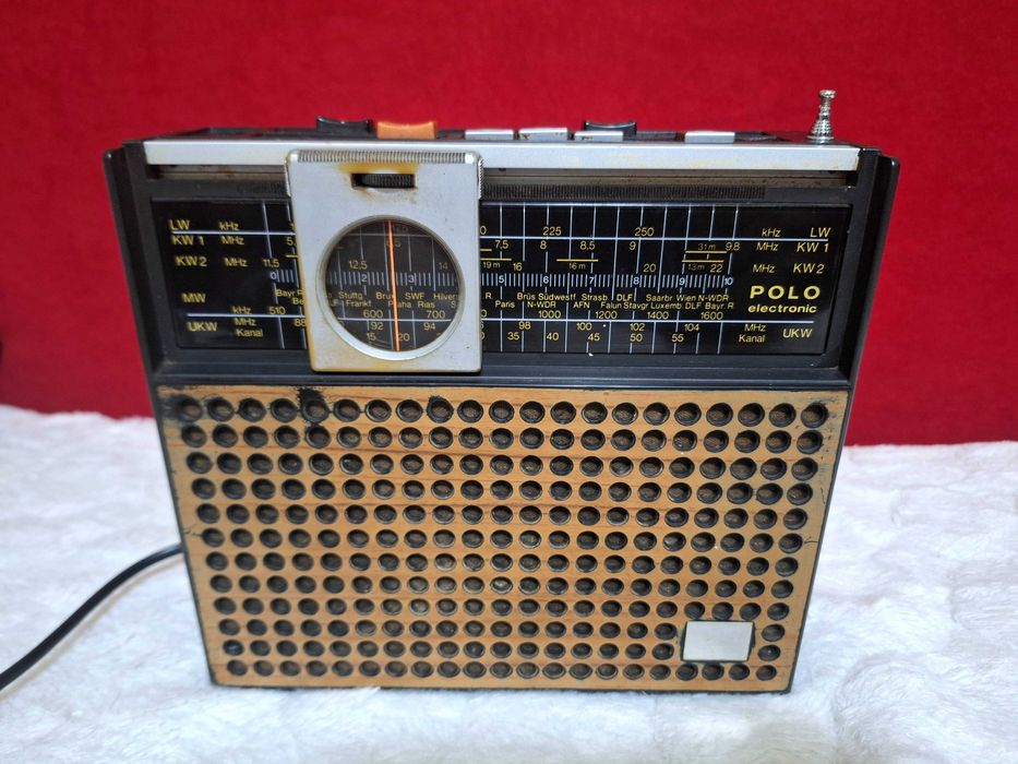 smart ITT SCHAUB-LORENZ POLO electronic 107 radiomuseum 1976