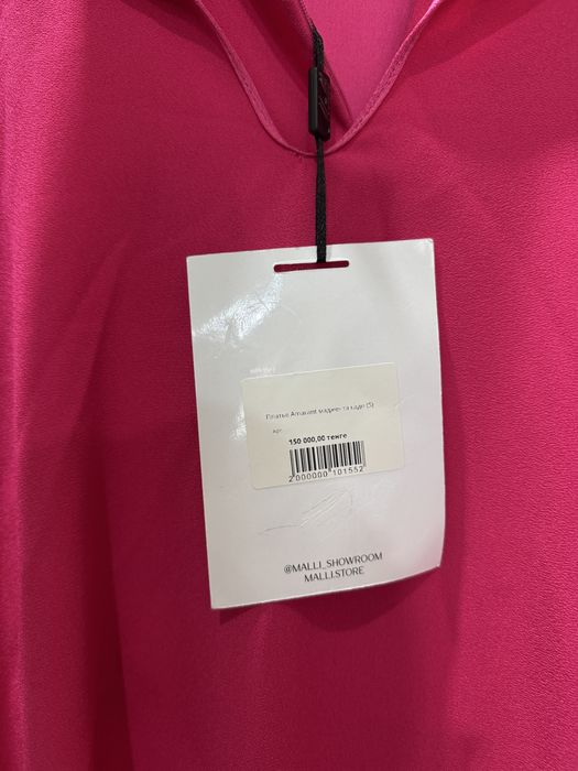 Продам платье Malli