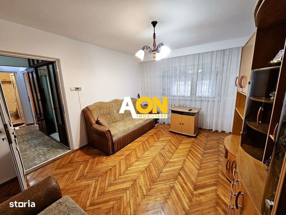 Apartament 2 camere, mobilat, utilat, etaj 3, cu boxa si parcare