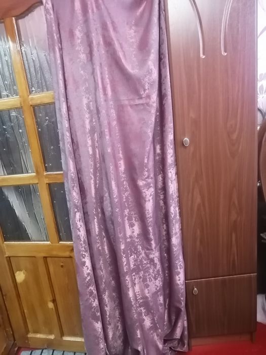 Продам подростков стенку в отличном состоянии.