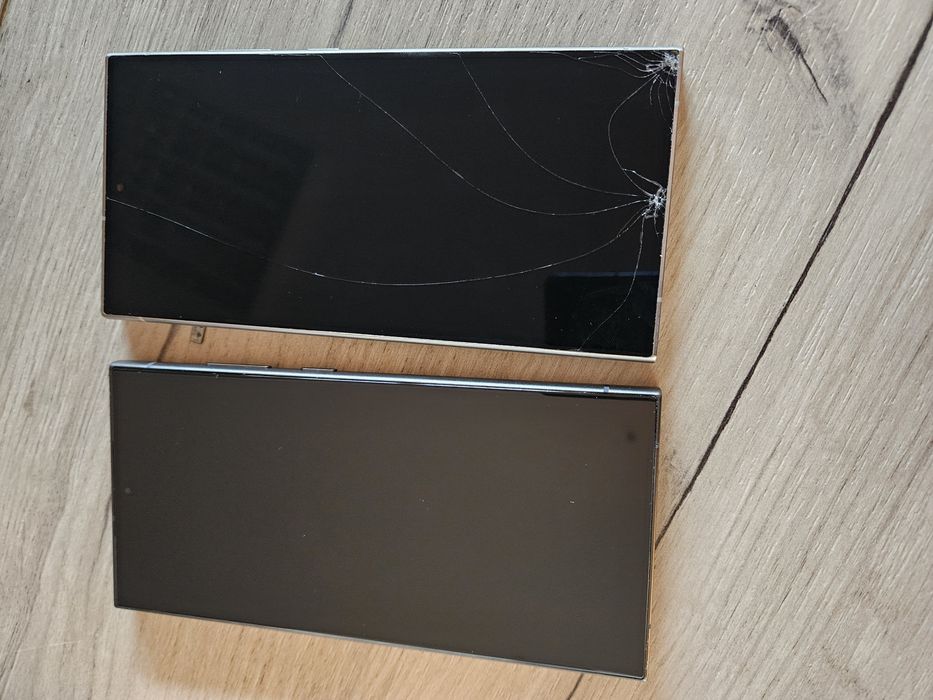 Schimbare geam display Samsung S24 ultra