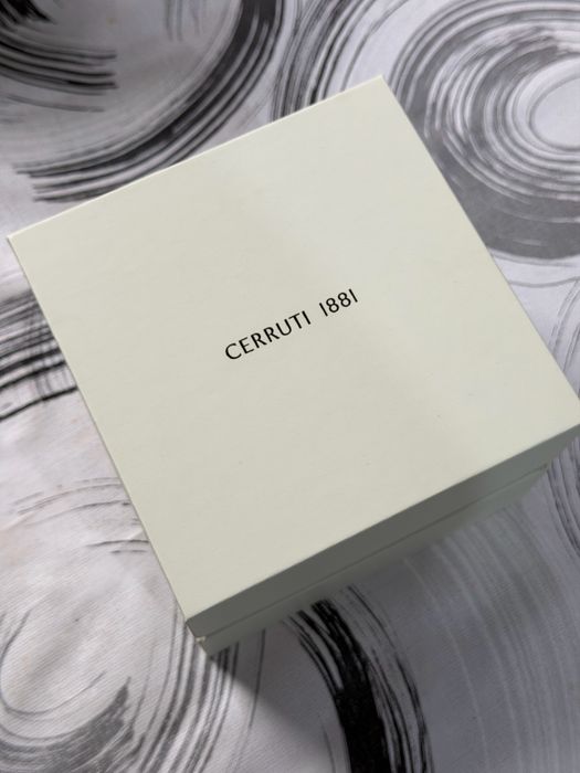 Часы Cerruti 1881