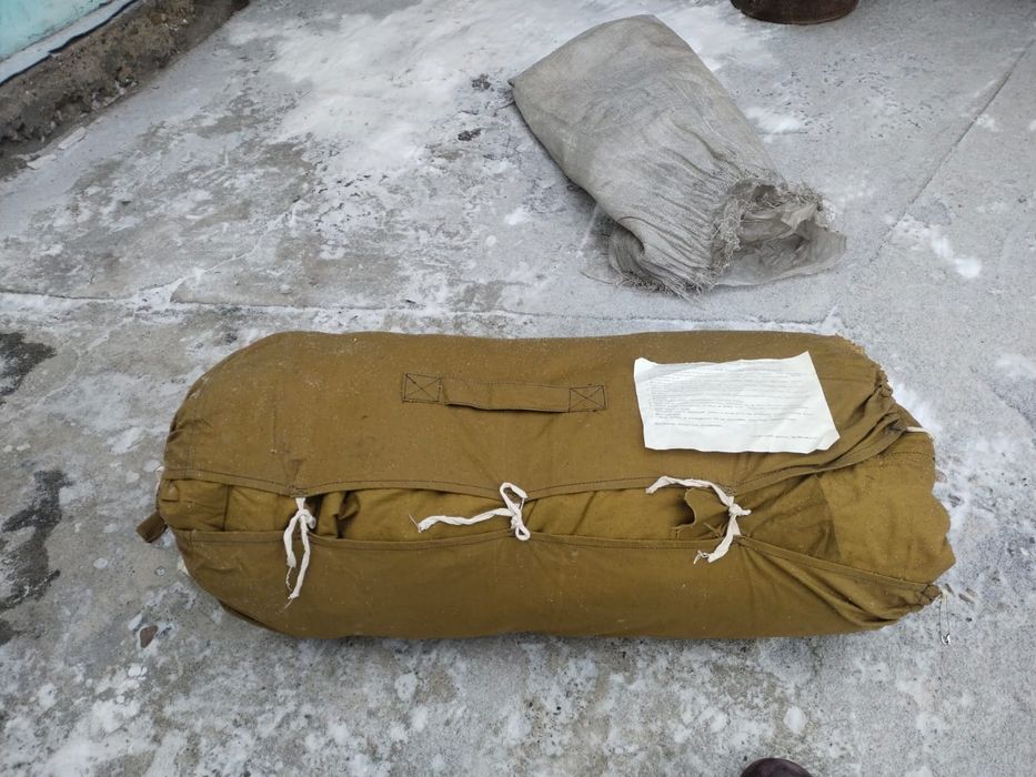 Продам палатку туристическую