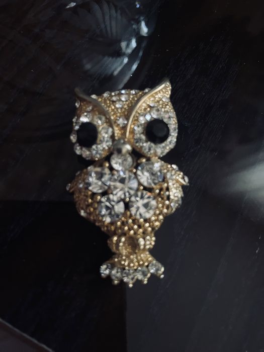 Продам брошь сова