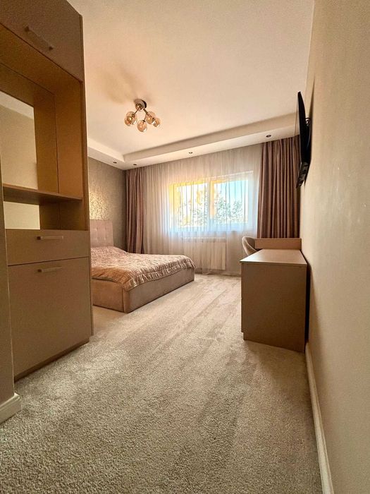 inchiriez ap 3 camere 100mp + terasa 30mp Pipera ( Complex Domus Still Residence)