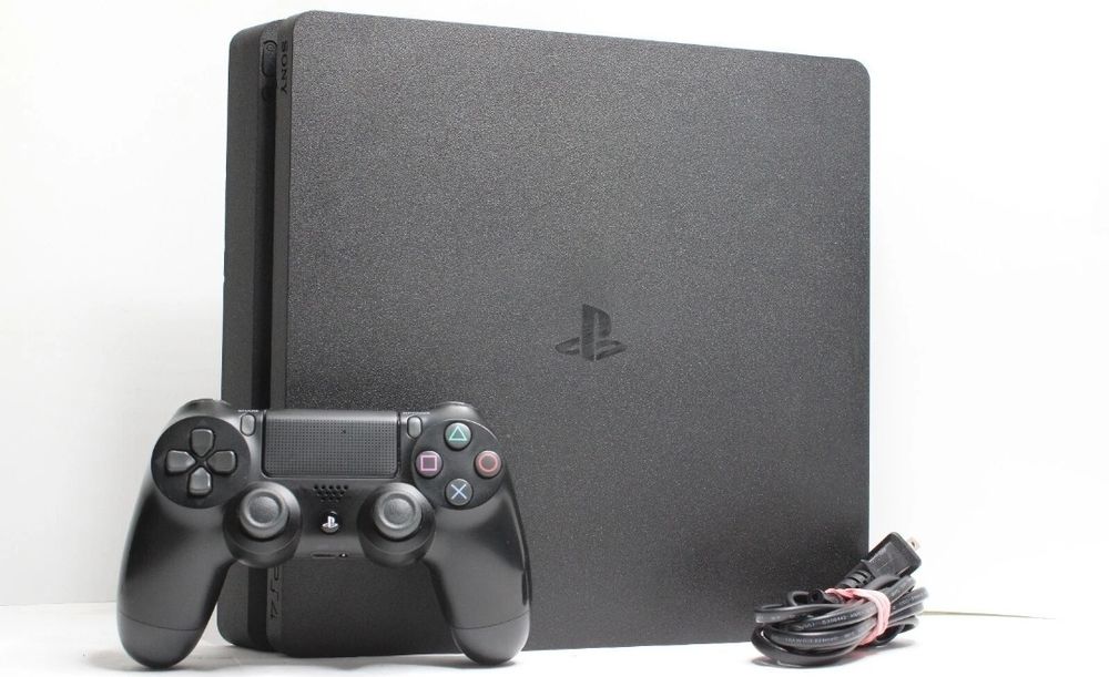 Playstation 4 slim 500GB + подарък игра