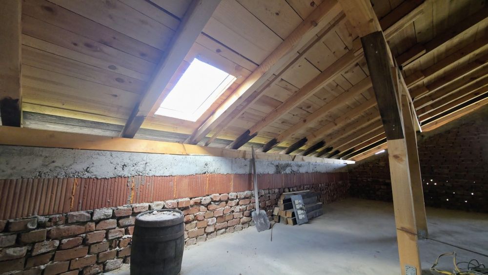 Продава се къща в село Лобош, област Перник