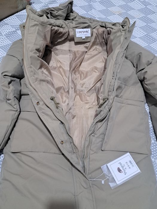 Куртка және жилетка сатылады