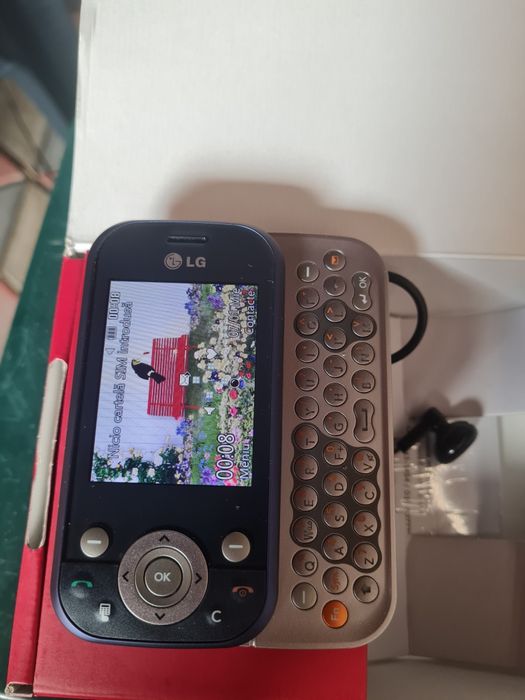 LG telefon full box
