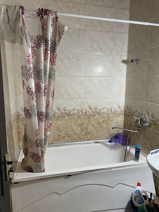 CHILANZAR METRO 1 XONA Xamma SHaroitlar Bor Mebel Texniklari Oilagaa