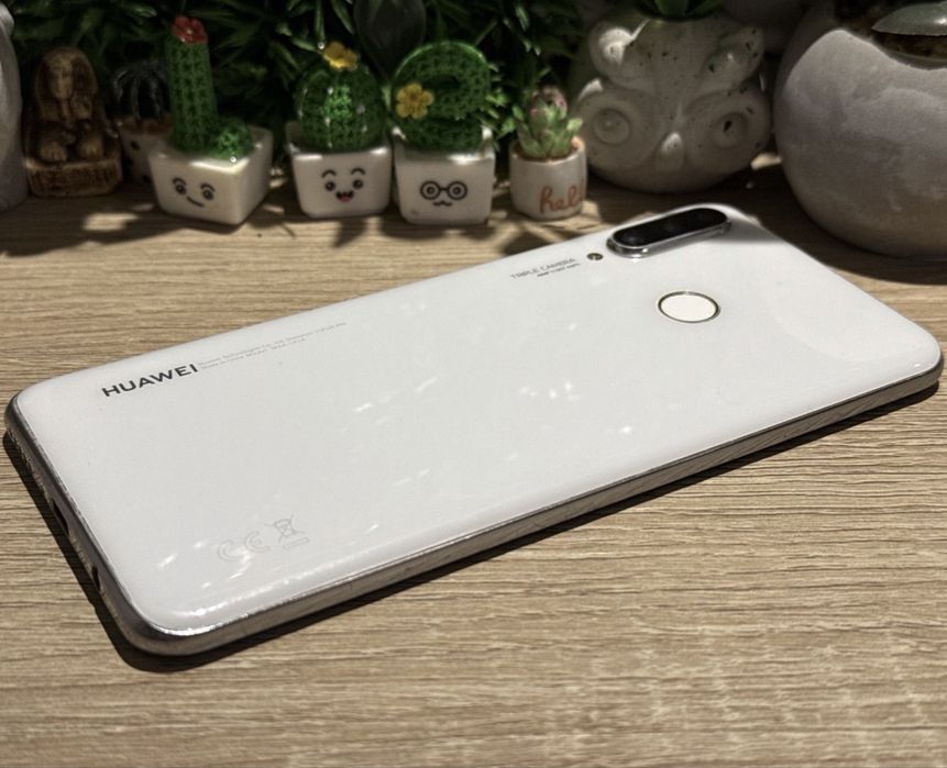 Huawei P30 Lite - Liber de retea - 64GB - 4GB RAM - Baterie 3340 mAh