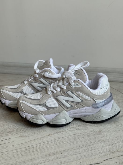 Adidasi New Balance 9060 Beige Cream White
