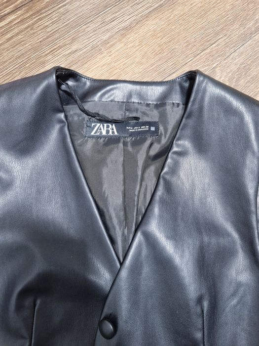 Vestă Zara mărimea s