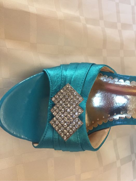 Дамски обувки от Англия